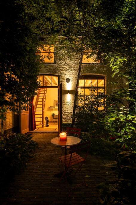 Carriage House In Quiet Ecological Garden Villa Antwerp Exterior photo